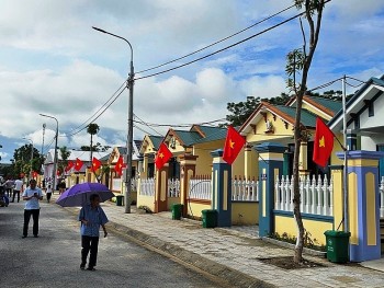 Xây nhà cho hộ nghèo, gia đình chính sách: Một chủ trương nhân văn, lá lành đùm lá rách