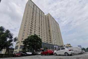 Dân chung cư ở Hà Nội bị 'hành xác' vì thiếu nước, phải dùng lại nước sinh hoạt