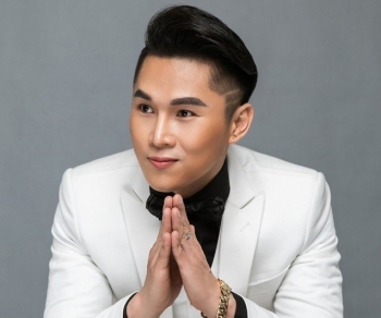 Ca sĩ Du Thiên đi hát ở nước ngoài vẫn kêu gọi đồng bào ủng hộ bà con vùng lũ