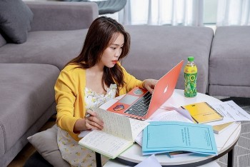 Xua tan căng thẳng và những cách giúp tân sinh viên bước qua 1001 cú sốc đầu đời