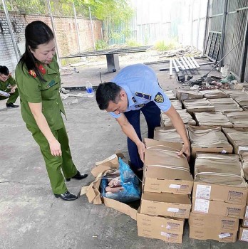 Hà Nội: Xử lý 359 vụ buôn lậu, gian lận thương mại trong tháng 11/2024