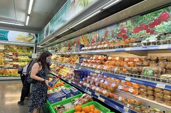 Đồng Nai: Thu hơn 240.000 tỷ đồng từ bán lẻ hàng hóa và dịch vụ tiêu dùng