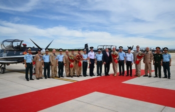 Bộ Ngoại giao thông tin về việc tiếp nhận 5 máy bay huấn luyện từ Hoa Kỳ