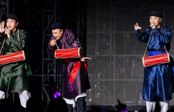 Lòng yêu nước 'cháy rực' trên sân trường: Hiệu ứng tích cực từ 'Anh trai vượt ngàn chông gai'