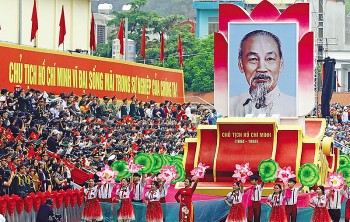 Tinh gọn bộ máy: Trung ương làm gương, địa phương hưởng ứng