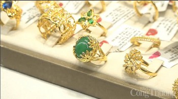 Giá vàng hôm nay 02/05/2025: Vàng thế giới ‘quay đầu’ giảm