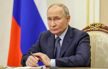 Tổng thống Putin: Nga sở hữu phương tiện có thể thay thế vũ khí hạt nhân