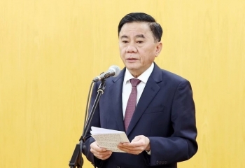 Bộ Chính trị chỉ đạo xây dựng toà án, viện kiểm sát ở địa phương