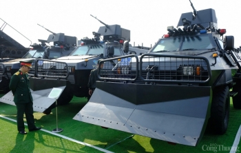 Triển lãm Quốc phòng quốc tế Việt Nam 2024: Cận cảnh loạt xe đặc chủng của Bộ Công an