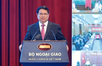 Ngoại giao phải phục vụ đắc lực cho tăng trưởng kinh tế