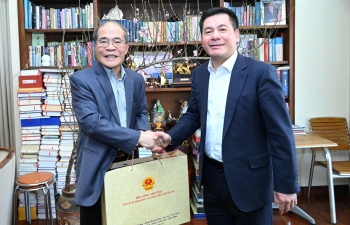 Bộ trưởng Nguyễn Hồng Diên thăm, chúc Tết gia đình nguyên lãnh đạo Đảng, Nhà nước