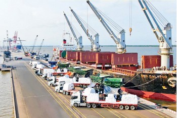 Mùa Xuân, mùa lên đơn của những người làm logistics