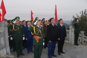 Lễ chào cờ sáng mùng 1 Tết nơi cực Bắc Tổ quốc