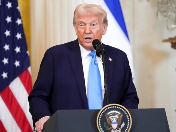 Tổng thống Donald Trump tuyên bố Mỹ sẽ tiếp quản dải Gaza