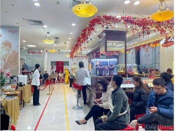 Mua vàng ngày Thần Tài: Trí tuệ nhân tạo (AI) khuyến cáo bất ngờ