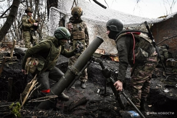 Chiến sự Nga-Ukraine: Ông Zelensky ‘bật đèn xanh’ chấm dứt xung đột