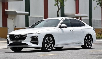 Năm 2025- ưu thế nghiêng về dòng xe điện, xe hybrid