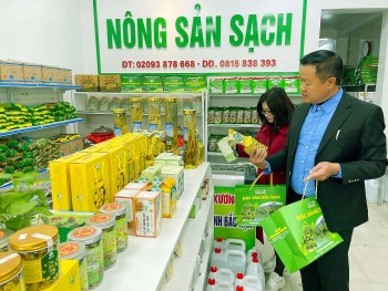 Bắc Kạn: Phát triển hạ tầng thương mại để thúc đẩy tiêu thụ sản phẩm vùng đồng bào dân tộc