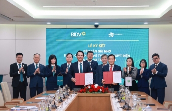 Hà Nội: Đồng hành chuyển đổi năng lượng xanh cho giao thông công cộng