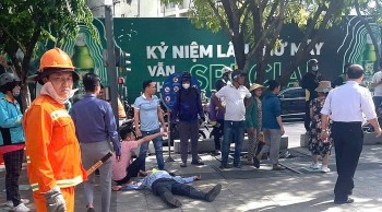 Đánh bác bảo vệ già gục tại chỗ là hành vi côn đồ, phải xử lý nghiêm