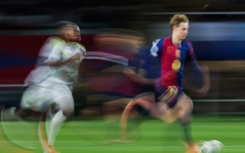 Đằng sau màn ‘lột xác’ của Barcelona ở mùa giải năm nay