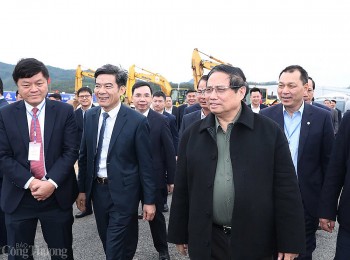 Đường dây 500kV Lào Cai-Vĩnh Yên: Quyết tâm đưa công trình về đích đúng tiến độ