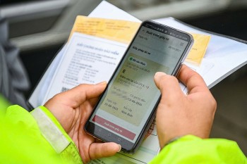 Đổi giấy phép lái xe 'siêu tốc' với trang thông tin dịch vụ công mới