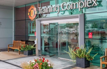 MU tu sửa khu huấn luyện từng bị Ronaldo chê lạc hậu