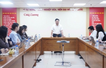 Tổng Biên tập Nguyễn Văn Minh: Que diêm và ngọn lửa trên tay sinh viên báo chí