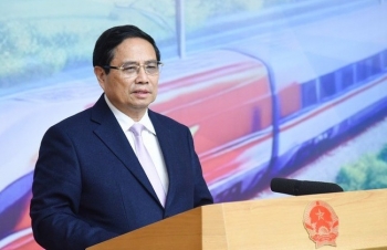 Thủ tướng giao dựng 'sếu đầu đàn' cho công nghiệp đường sắt
