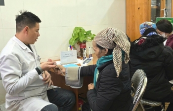 Hòa Bình: Gần 600 người nghèo được khám, cấp thuốc miễn phí
