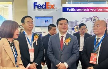 Toàn cảnh Hội chợ Thương mại Quốc tế Việt Nam 2025