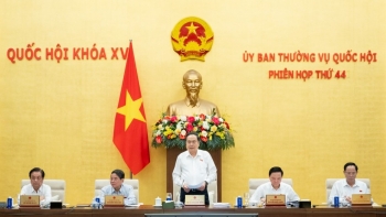 Chủ tịch Quốc hội: Có thể phải làm đêm để xem xét sắp xếp cấp xã