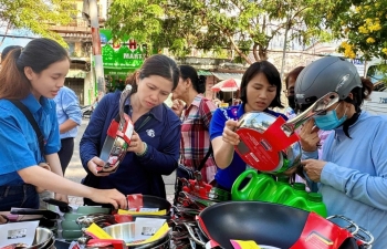 Thu cũ đổi mới - Đưa hàng Việt tới tay người tiêu dùng