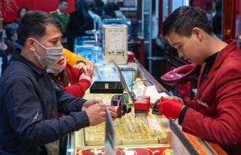 Giá vàng hôm nay tăng ‘nóng’, đầu tư vàng lập kỷ lục