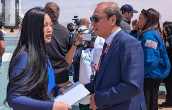 Chủ tịch nước gửi thư chúc mừng người phụ nữ gốc Việt đầu tiên bay vào không gian