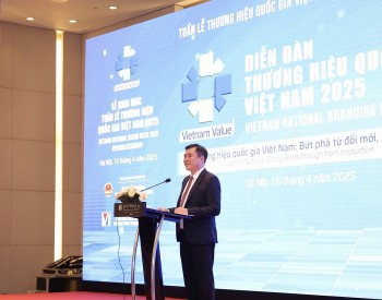 Thứ trưởng Nguyễn Sinh Nhật Tân: Thương hiệu quốc gia là tài sản chiến lược trong tiến trình hội nhập