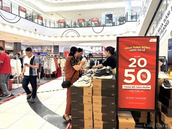'Thủ phủ' thời trang Hà Nội bùng nổ ưu đãi dịp đại lễ 30/4