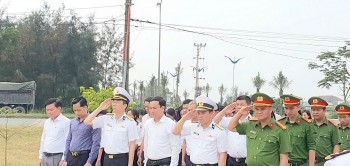 Lữ đoàn 126 tưởng niệm các chiến sĩ hy sinh tại Cửa Việt