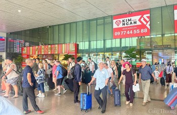 Tân Sơn Nhất dự kiến đón hàng nghìn chuyến bay dịp lễ 30/4-1/5