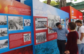 Thời khắc lịch sử đi đến 'Con đường thống nhất'