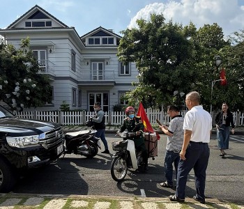 CCB Trần Văn Thanh là đại biểu danh dự của đại lễ 50 năm lịch sử