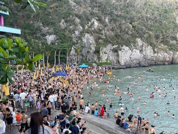 Hải Phòng: Đảo Cát Bà đón 107.850 lượt khách dịp nghỉ lễ