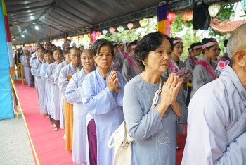 Hỗ trợ kịp thời gần 300 trường hợp say nắng trong Đại lễ Vesak 2025