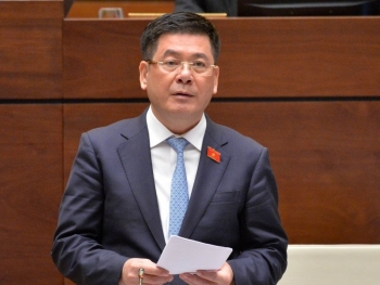 Bộ trưởng Nguyễn Hồng Diên giải trình, làm rõ 6 nhóm vấn đề lớn trong Luật Hóa chất sửa đổi