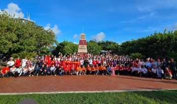 Gửi yêu thương từ đất liền đến Trường Sa, nhà giàn DK-1