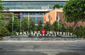 Đại học Văn Lang bị ‘tấn công’: Không thể bao biện là “bảo vệ lẽ phải”