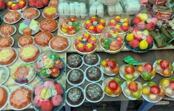 Thực phẩm chay 'chiếm sóng' thị trường đồ lễ Phật Đản 2025