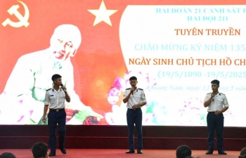 Hải đội 211 tổ chức tuyên truyền kỷ niệm 135 năm Ngày sinh Chủ tịch Hồ Chí Minh