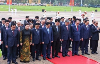 Lãnh đạo Đảng, Nhà nước viếng Chủ tịch Hồ Chí Minh